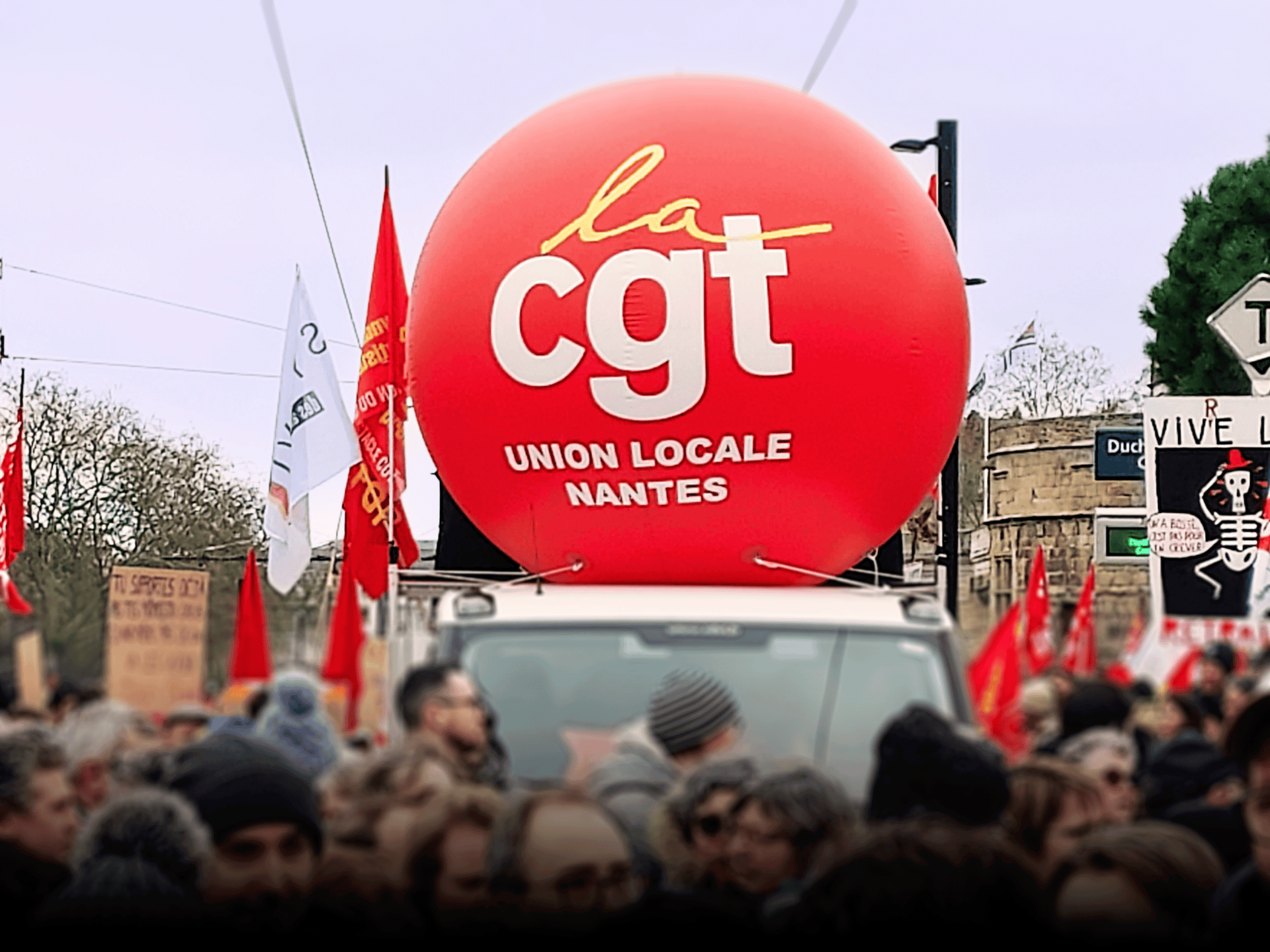 Voir la page: La CGT